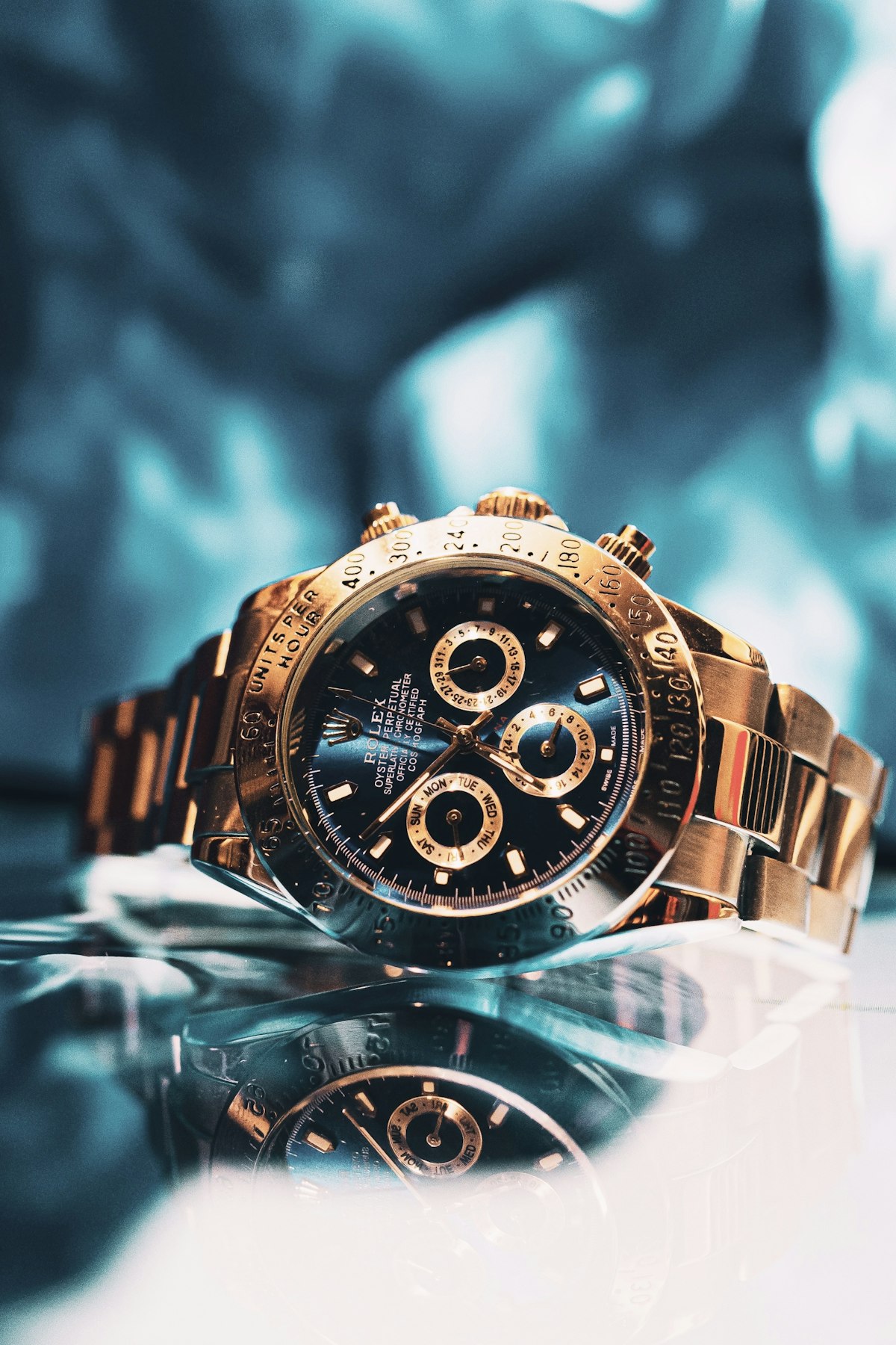 Dress Watch — Mesh Strap